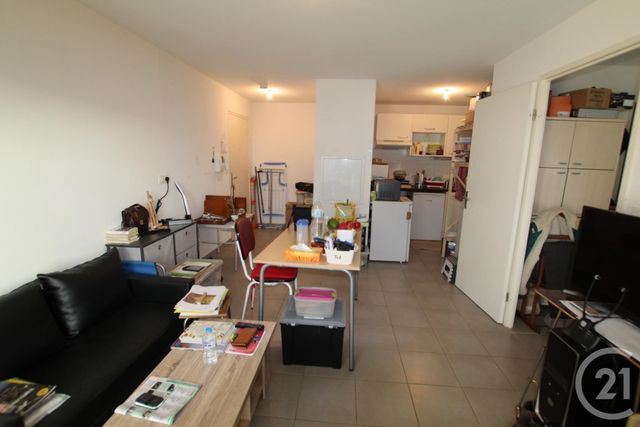 Afficher la photo en grand Appartement F2 à vendre - 2 pièces - 39.5 m2 - PONT L ABBE - 29 - BRETAGNE - Century 21 Celtimmo