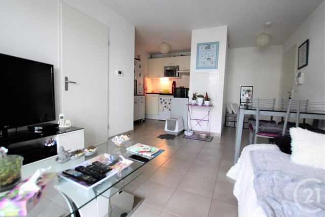 Appartement F2 à vendre - 2 pièces - 38.0 m2 - PONT L ABBE - 29 - BRETAGNE - Century 21 Celtimmo Appartement F2 à vendre - 2 pièces - 38.0 m2 - PONT L ABBE - 29 - BRETAGNE - Century 21 Celtimmo