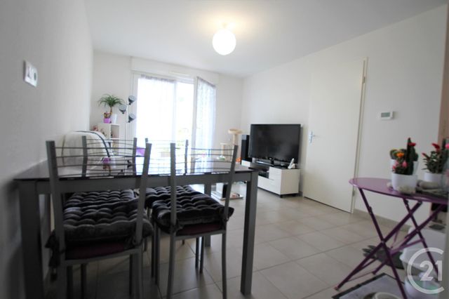 Appartement F2 à vendre - 2 pièces - 38.0 m2 - PONT L ABBE - 29 - BRETAGNE - Century 21 Celtimmo Appartement F2 à vendre - 2 pièces - 38.0 m2 - PONT L ABBE - 29 - BRETAGNE - Century 21 Celtimmo
