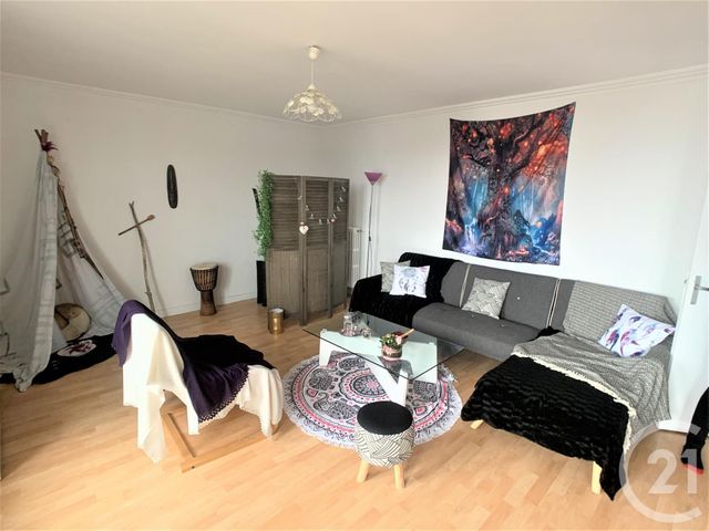 Afficher la photo en grand Appartement T4 à vendre - 4 pièces - 78.91 m2 - QUIMPER - 29 - BRETAGNE - Century 21 Celtimmo