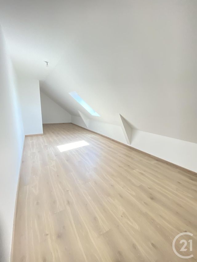 Afficher la photo en grand appartement à vendre - 4 pièces - 93.88 m2 - PONT CROIX - 29 - BRETAGNE - Century 21 Celtimmo