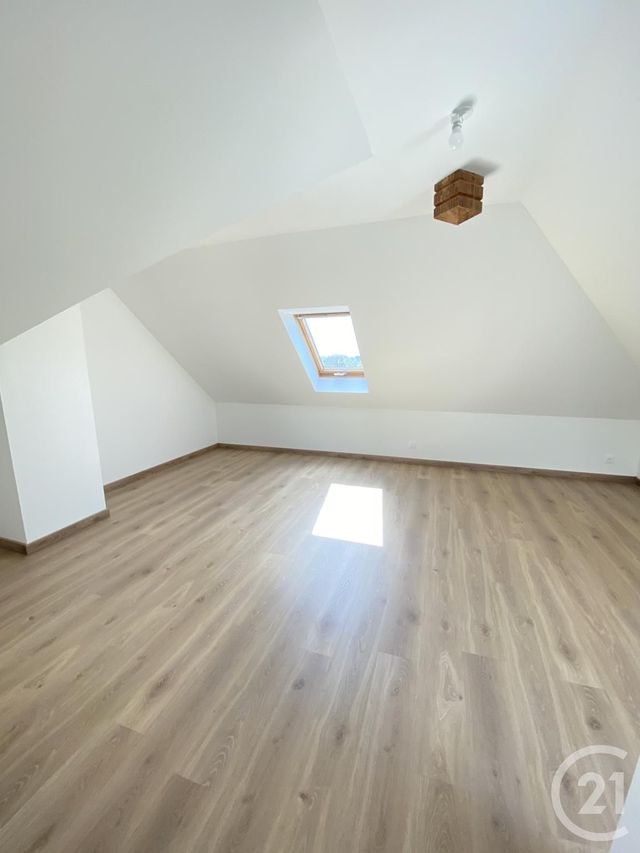 Afficher la photo en grand Appartement F4 à vendre - 4 pièces - 120.67 m2 - PONT CROIX - 29 - BRETAGNE - Century 21 Celtimmo