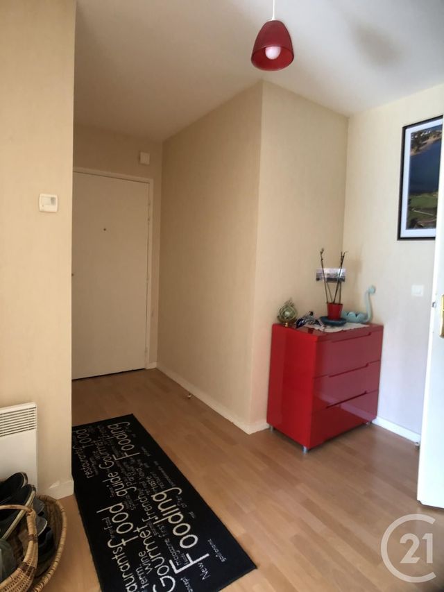 Afficher la photo en grand Appartement T3 à vendre - 4 pièces - 62.38 m2 - CONCARNEAU - 29 - BRETAGNE - Century 21 Celtimmo