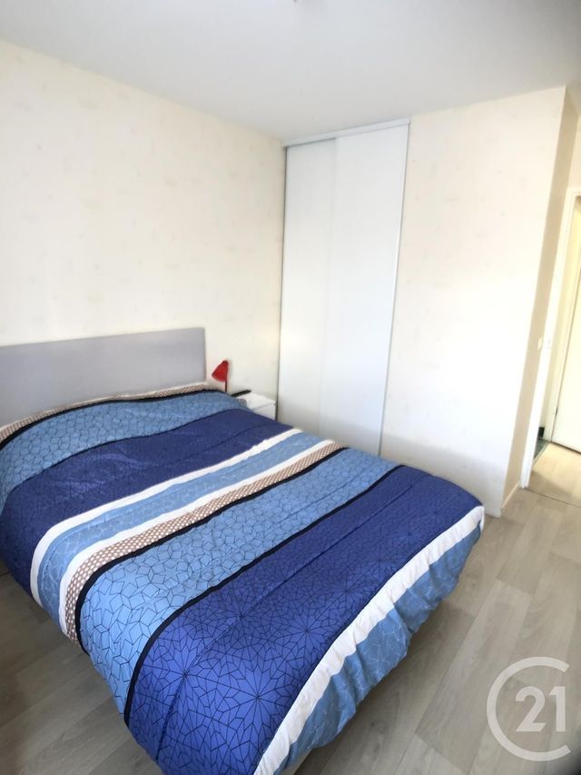 Afficher la photo en grand Appartement T3 à vendre - 4 pièces - 62.38 m2 - CONCARNEAU - 29 - BRETAGNE - Century 21 Celtimmo