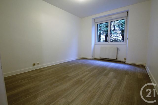 Afficher la photo en grand maison à vendre - 6 pièces - 114.0 m2 - LOCTUDY - 29 - BRETAGNE - Century 21 Celtimmo