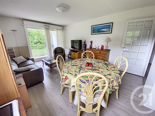 Appartement F2 à vendre - 2 pièces - 50.6 m2 - QUIMPER - 29 - BRETAGNE - Century 21 Celtimmo Appartement F2 à vendre - 2 pièces - 50.6 m2 - QUIMPER - 29 - BRETAGNE - Century 21 Celtimmo