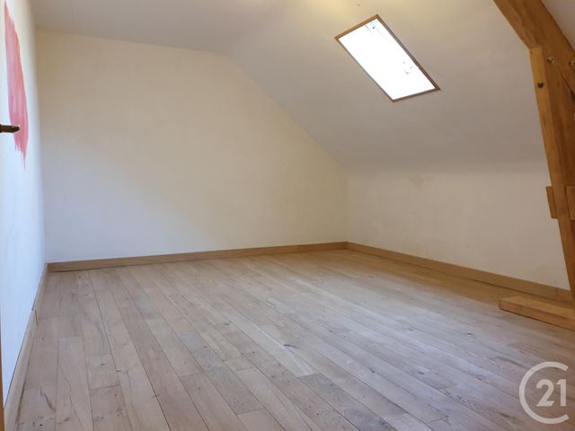 Afficher la photo en grand maison à vendre - 12 pièces - 235.0 m2 - ELLIANT - 29 - BRETAGNE - Century 21 Celtimmo