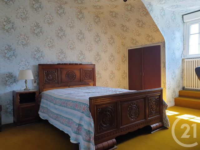 Afficher la photo en grand maison à vendre - 12 pièces - 235.0 m2 - ELLIANT - 29 - BRETAGNE - Century 21 Celtimmo