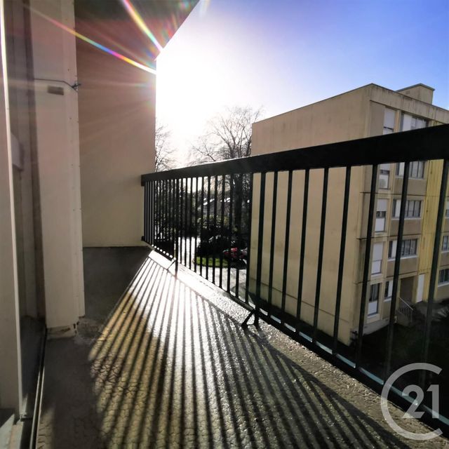 Afficher la photo en grand appartement à vendre - 3 pièces - 61.28 m2 - QUIMPER - 29 - BRETAGNE - Century 21 Celtimmo
