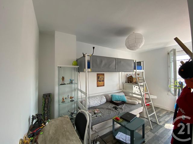 Appartement F4 à vendre - 5 pièces - 71.0 m2 - QUIMPER - 29 - BRETAGNE - Century 21 Celtimmo Appartement F4 à vendre - 5 pièces - 71.0 m2 - QUIMPER - 29 - BRETAGNE - Century 21 Celtimmo