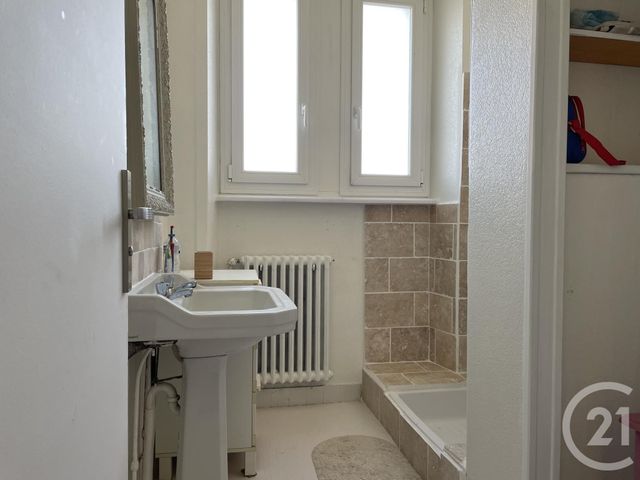 maison à vendre - 6 pièces - 116.74 m2 - ST JEAN TROLIMON - 29 - BRETAGNE - Century 21 Celtimmo maison à vendre - 6 pièces - 116.74 m2 - ST JEAN TROLIMON - 29 - BRETAGNE - Century 21 Celtimmo