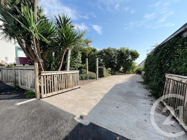 Afficher la photo en grand maison à vendre - 9 pièces - 137.78 m2 - PLUGUFFAN - 29 - BRETAGNE - Century 21 Celtimmo