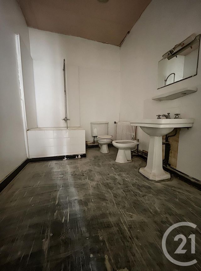 Appartement T6 à vendre - 6 pièces - 192.0 m2 - QUIMPER - 29 - BRETAGNE - Century 21 Celtimmo Appartement T6 à vendre - 6 pièces - 192.0 m2 - QUIMPER - 29 - BRETAGNE - Century 21 Celtimmo