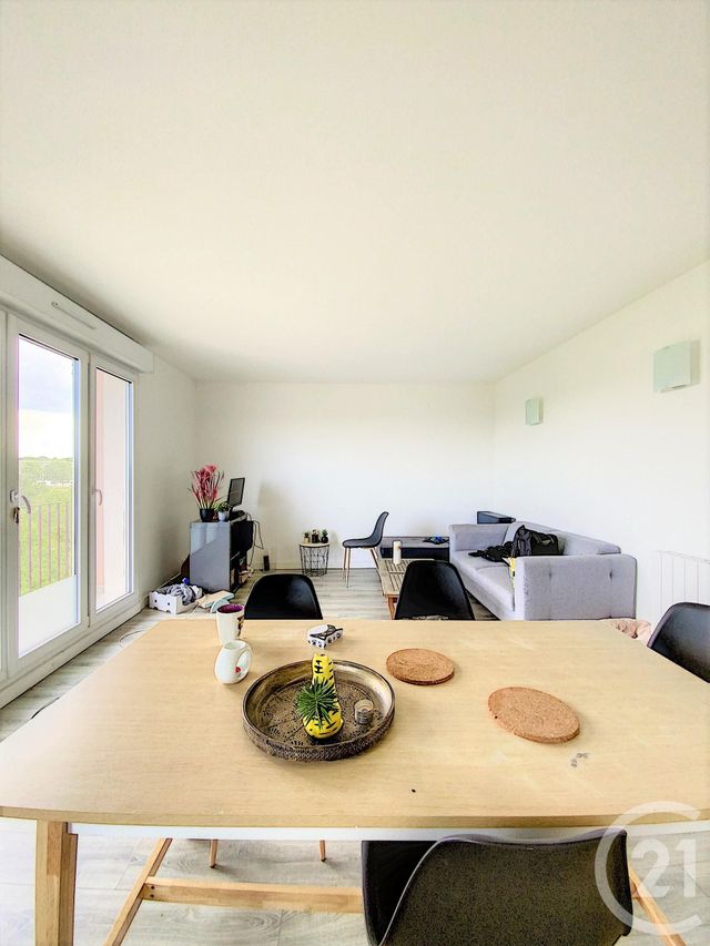Afficher la photo en grand appartement à vendre - 3 pièces - 62.58 m2 - QUIMPER - 29 - BRETAGNE - Century 21 Celtimmo