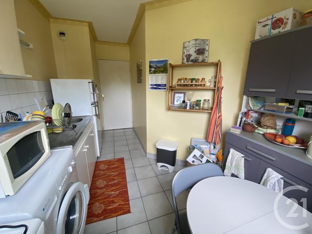 Afficher la photo en grand Appartement T2 à louer - 2 pièces - 40.0 m2 - QUIMPER - 29 - BRETAGNE - Century 21 Celtimmo