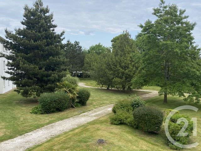 Afficher la photo en grand Appartement T2 à louer - 2 pièces - 40.0 m2 - QUIMPER - 29 - BRETAGNE - Century 21 Celtimmo