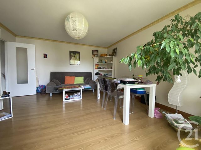 Afficher la photo en grand Appartement T2 à louer - 2 pièces - 40.0 m2 - QUIMPER - 29 - BRETAGNE - Century 21 Celtimmo