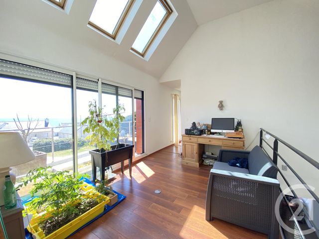 Afficher la photo en grand maison à vendre - 7 pièces - 141.55 m2 - PLOUHINEC - 29 - BRETAGNE - Century 21 Celtimmo