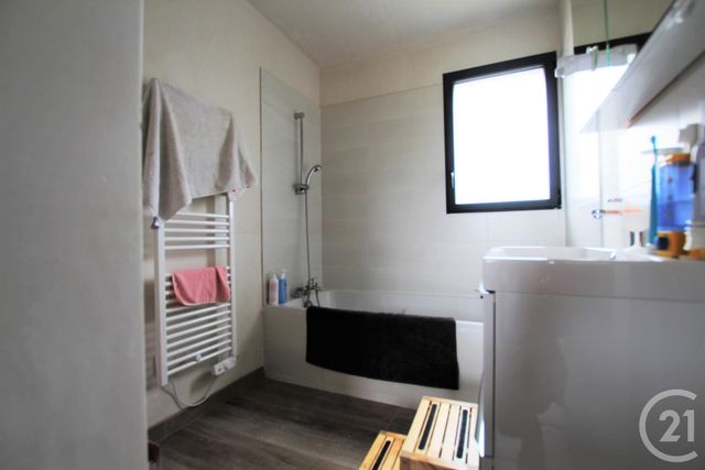 Afficher la photo en grand maison à vendre - 4 pièces - 99.45 m2 - TREMEOC - 29 - BRETAGNE - Century 21 Celtimmo