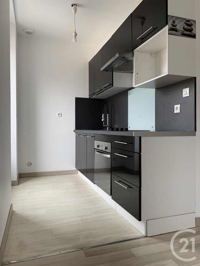 Appartement T2 à louer - 2 pièces - 46.53 m2 - GUILVINEC - 29 - BRETAGNE - Century 21 Celtimmo Appartement T2 à louer - 2 pièces - 46.53 m2 - GUILVINEC - 29 - BRETAGNE - Century 21 Celtimmo