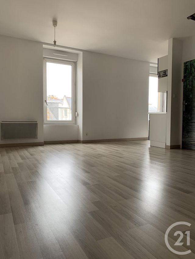 Appartement T2 à louer - 2 pièces - 46.53 m2 - GUILVINEC - 29 - BRETAGNE - Century 21 Celtimmo Appartement T2 à louer - 2 pièces - 46.53 m2 - GUILVINEC - 29 - BRETAGNE - Century 21 Celtimmo