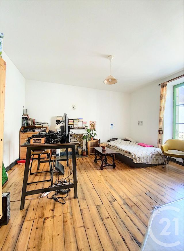 Afficher la photo en grand Appartement T1 à vendre - 1 pièce - 31.0 m2 - QUIMPER - 29 - BRETAGNE - Century 21 Celtimmo