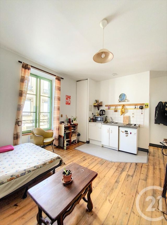 Afficher la photo en grand Appartement T1 à vendre - 1 pièce - 31.0 m2 - QUIMPER - 29 - BRETAGNE - Century 21 Celtimmo