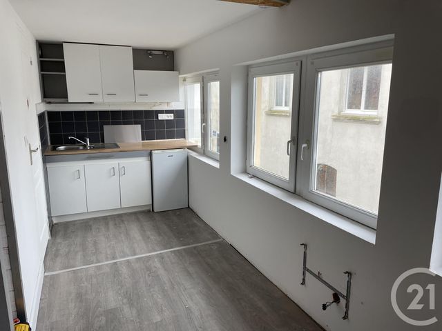 Afficher la photo en grand Appartement F1 à vendre - 1 pièce - 18.79 m2 - GUILVINEC - 29 - BRETAGNE - Century 21 Celtimmo