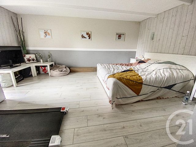 Afficher la photo en grand maison à vendre - 5 pièces - 143.87 m2 - BRIEC - 29 - BRETAGNE - Century 21 Celtimmo