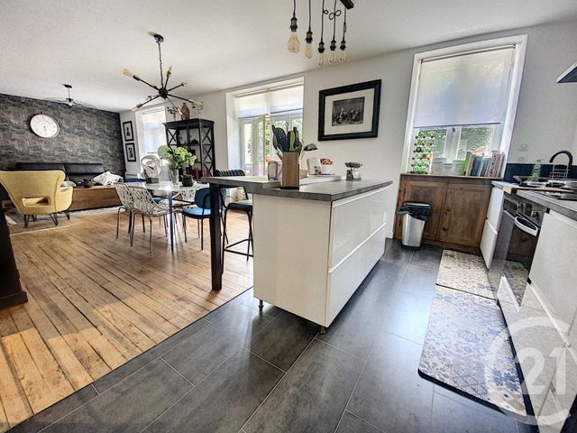 Afficher la photo en grand Appartement F3 à vendre - 3 pièces - 86.49 m2 - QUIMPER - 29 - BRETAGNE - Century 21 Celtimmo