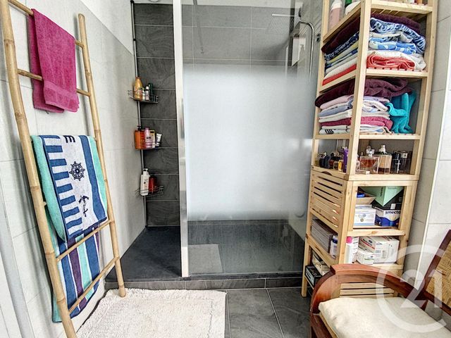 Afficher la photo en grand Appartement F3 à vendre - 3 pièces - 86.49 m2 - QUIMPER - 29 - BRETAGNE - Century 21 Celtimmo