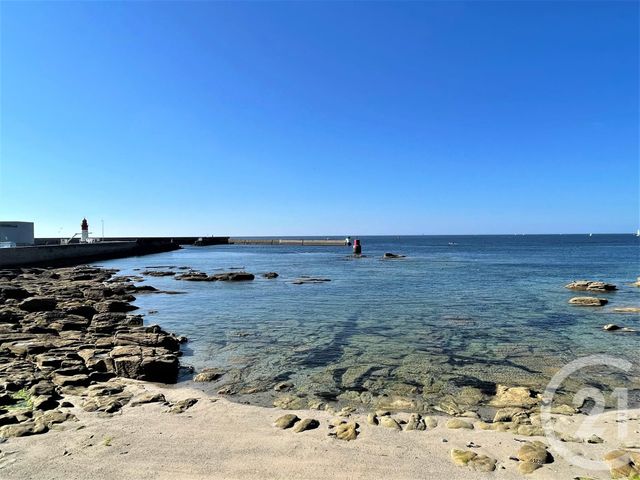 Afficher la photo en grand Appartement F3 à vendre - 5 pièces - 81.79 m2 - GUILVINEC - 29 - BRETAGNE - Century 21 Celtimmo