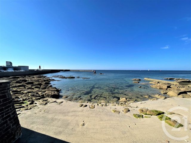 Afficher la photo en grand Appartement F3 à vendre - 5 pièces - 81.79 m2 - GUILVINEC - 29 - BRETAGNE - Century 21 Celtimmo