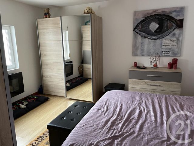 Afficher la photo en grand Appartement F3 à vendre - 5 pièces - 81.79 m2 - GUILVINEC - 29 - BRETAGNE - Century 21 Celtimmo