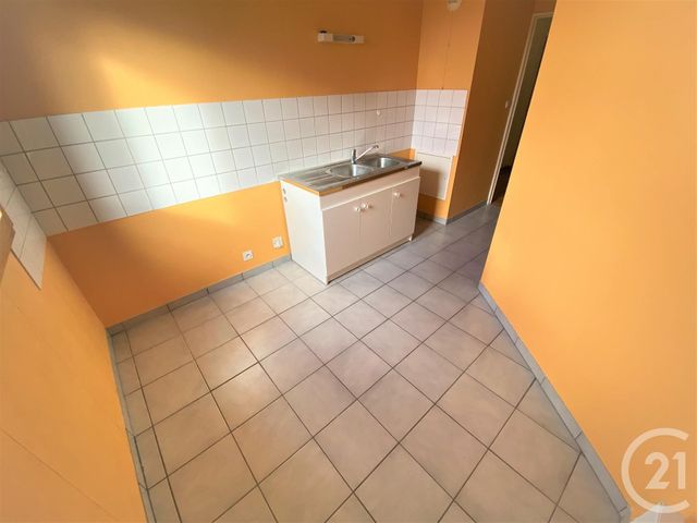 Afficher la photo en grand Appartement F2 à louer - 2 pièces - 47.69 m2 - QUIMPER - 29 - BRETAGNE - Century 21 Celtimmo