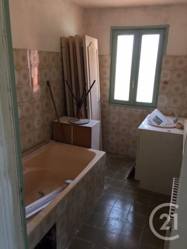 Afficher la photo en grand maison à vendre - 8 pièces - 250.62 m2 - LANDUDEC - 29 - BRETAGNE - Century 21 Celtimmo