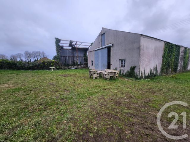  à vendre POULDREUZIC