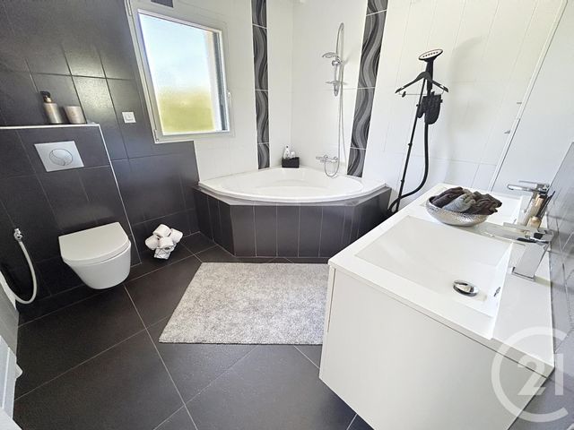 Afficher la photo en grand maison à vendre - 6 pièces - 127.64 m2 - QUIMPER - 29 - BRETAGNE - Century 21 Celtimmo