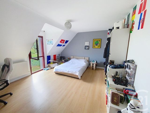 Afficher la photo en grand maison à vendre - 8 pièces - 184.0 m2 - BRIEC - 29 - BRETAGNE - Century 21 Celtimmo