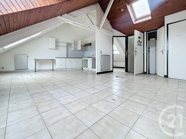 Appartement T3 à vendre - 3 pièces - 40.0 m2 - QUIMPER - 29 - BRETAGNE - Century 21 Celtimmo