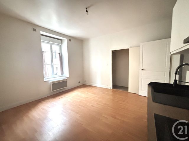 Appartement T2 à louer - 2 pièces - 40.0 m2 - QUIMPER - 29 - BRETAGNE - Century 21 Celtimmo