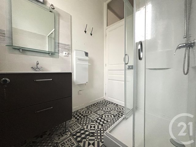 Appartement T2 à louer - 2 pièces - 40.0 m2 - QUIMPER - 29 - BRETAGNE - Century 21 Celtimmo