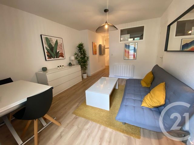 Appartement T2 à louer - 2 pièces - 30.05 m2 - QUIMPER - 29 - BRETAGNE - Century 21 Celtimmo