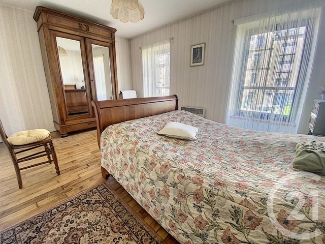 Afficher la photo en grand Appartement T3 à vendre - 3 pièces - 84.2 m2 - QUIMPER - 29 - BRETAGNE - Century 21 Celtimmo